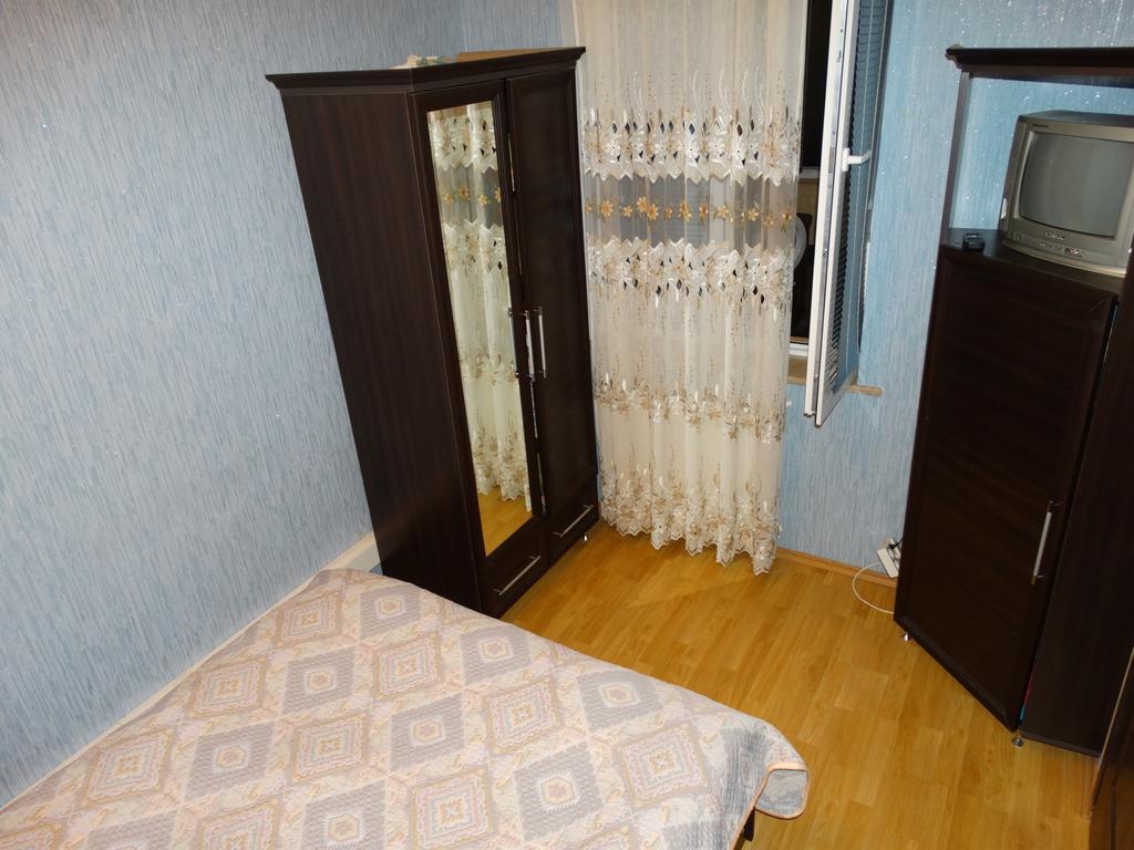 Hotel Sano Кутаиси Стая снимка