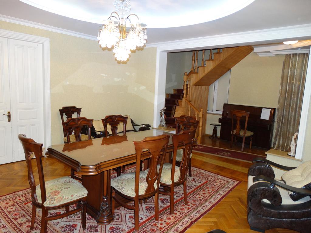 Hotel Sano Кутаиси Екстериор снимка